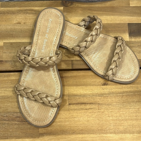 Articles Of Society Shoes - Articles of Society Size 9 Tan Sandals